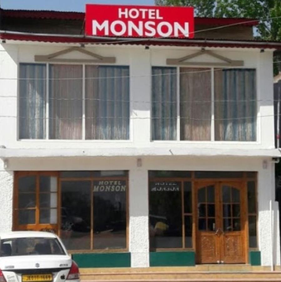 Hotel Monson Srinagar  Exterior photo